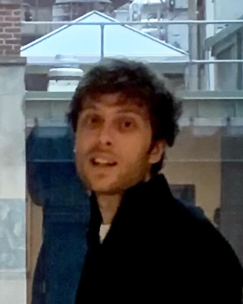 Headshot of Luis Bosshart.